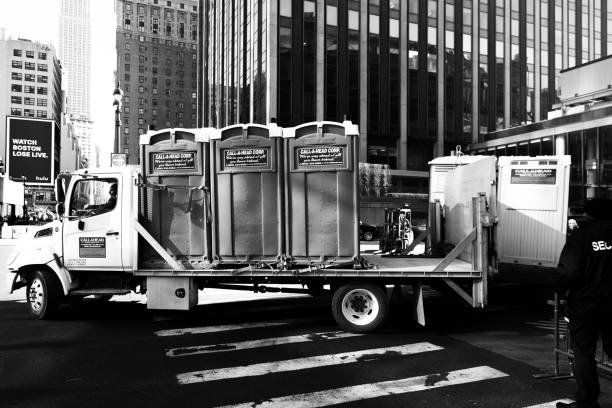 Best Affordable portable toilet rental  in Knightstown, IN